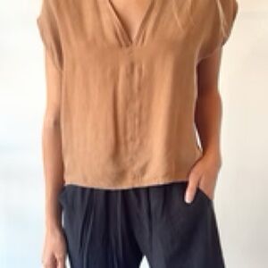 Natalie Busby Box Top - Cupro - Camel